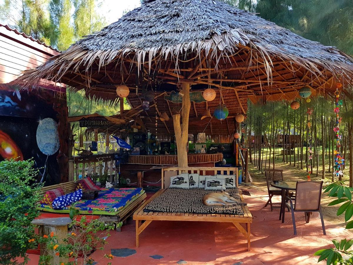 Slacklines Hostel Koh Lanta Bagian luar foto