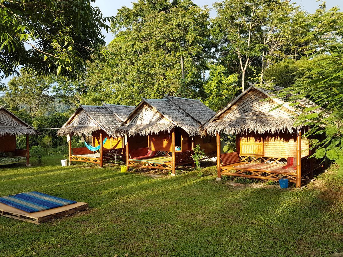 Slacklines Hostel Koh Lanta Bagian luar foto